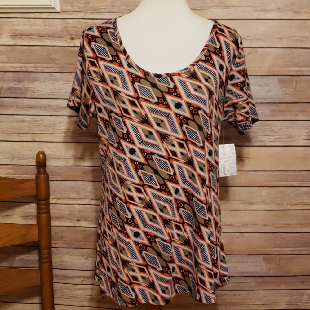 Lularoe Classic T Brand new w/ tags